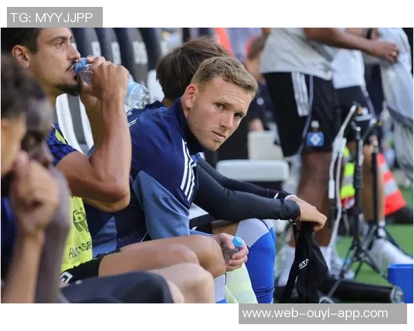 法尔克透露拜仁冬窗计划出售博伊并不再引援后防线多人复出